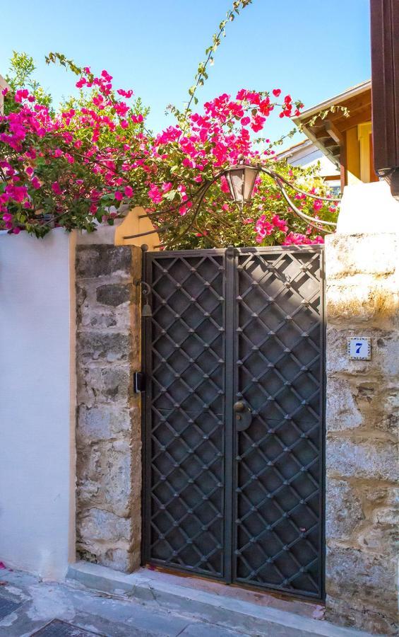 Lefkada Town Traditional House / Cozy Yard Eksteriør bilde